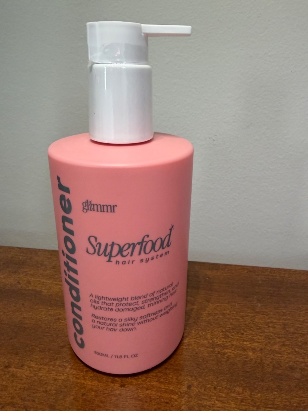 Glimmr Superfood Shampoo and Conditioner - Picture 3 of 3